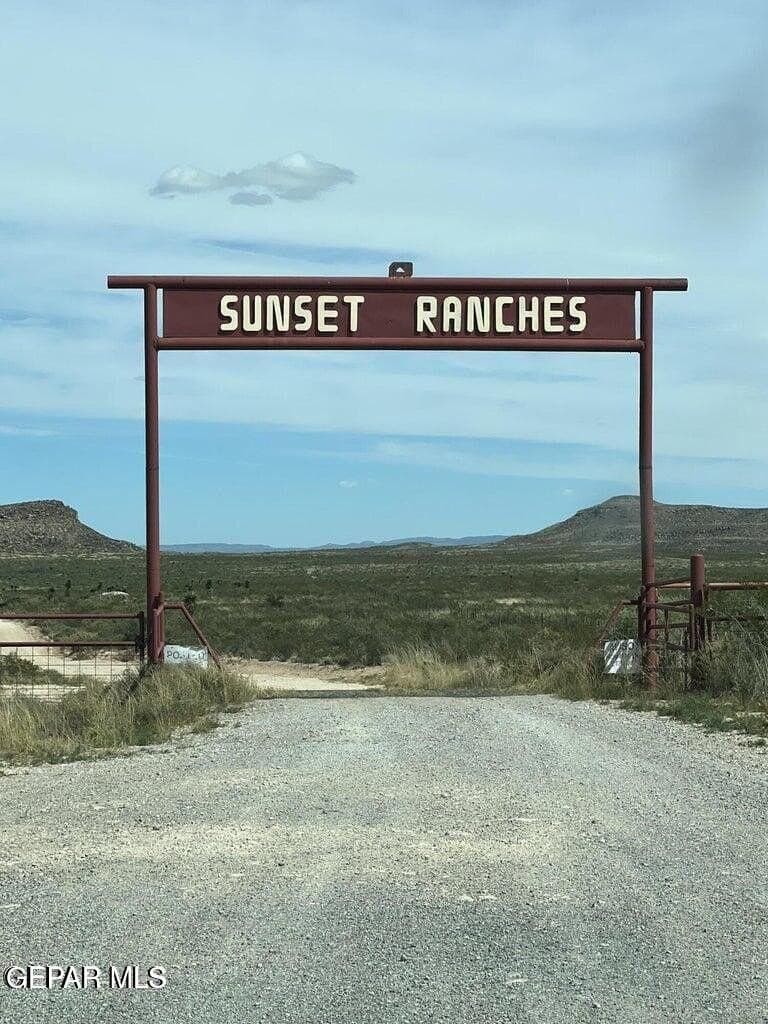 20.01 acres in Hudspeth County