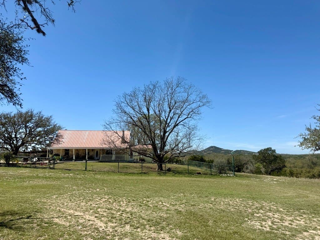 32.39 acres in Bandera County gallery image 4