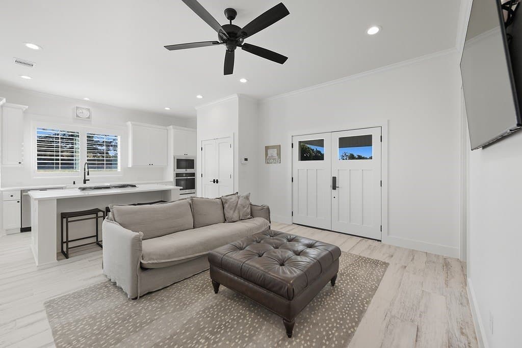 10.5 acres in Fayette County gallery image 2