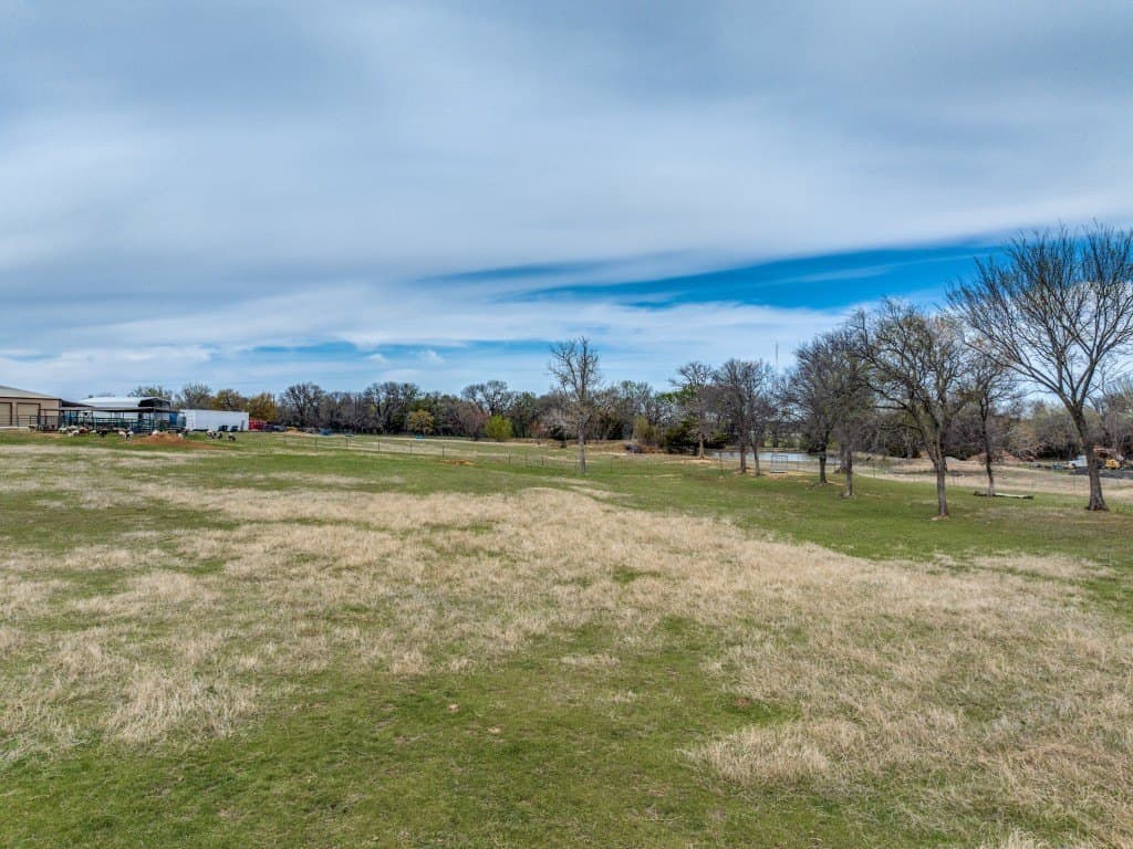 3.99 acres in Wise County - photo 4