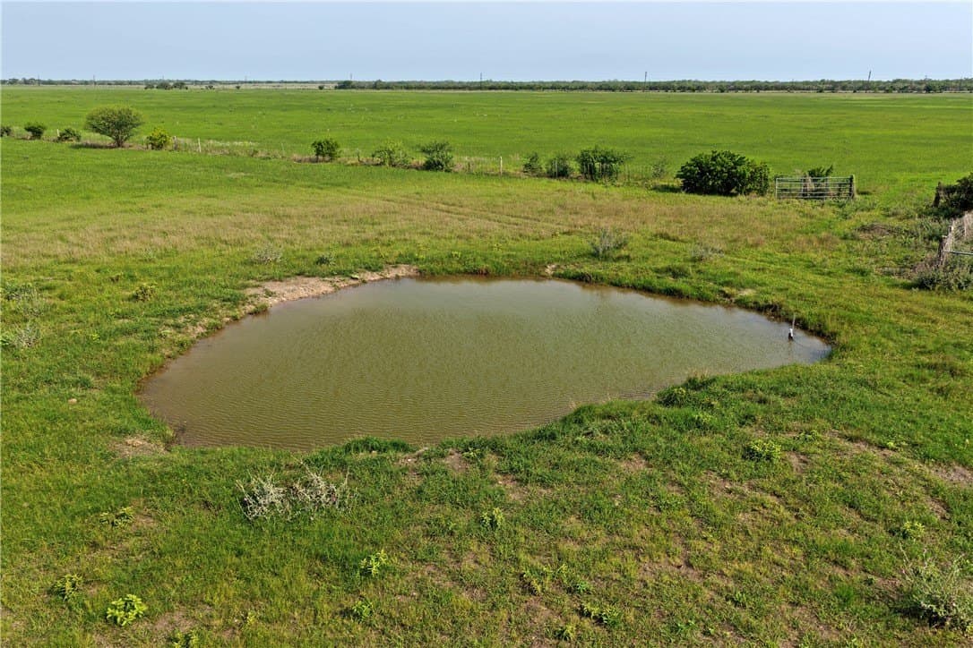 199.86 acres in Jim Wells County