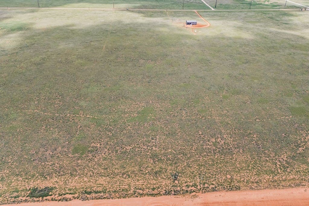 10.27 acres in Yoakum County - photo 6
