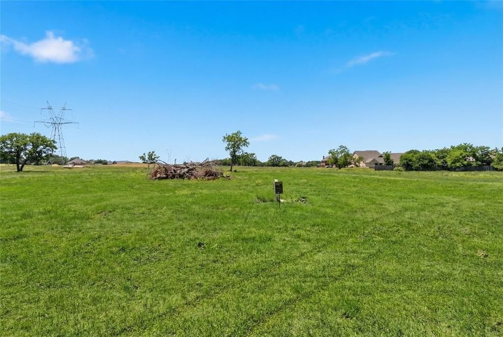 1 acres in Denton County gallery image 4