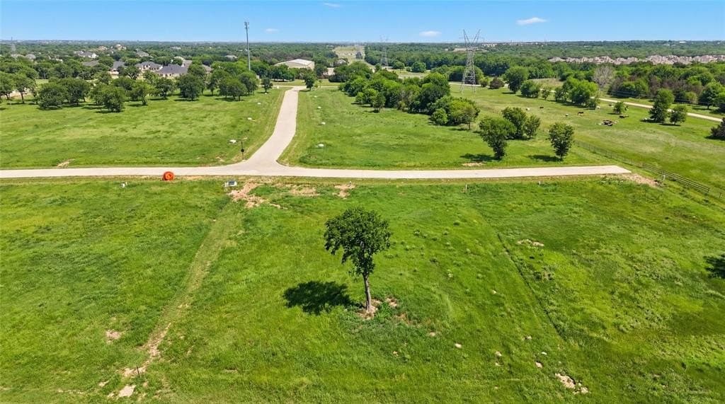 1 acres in Denton County gallery image 2
