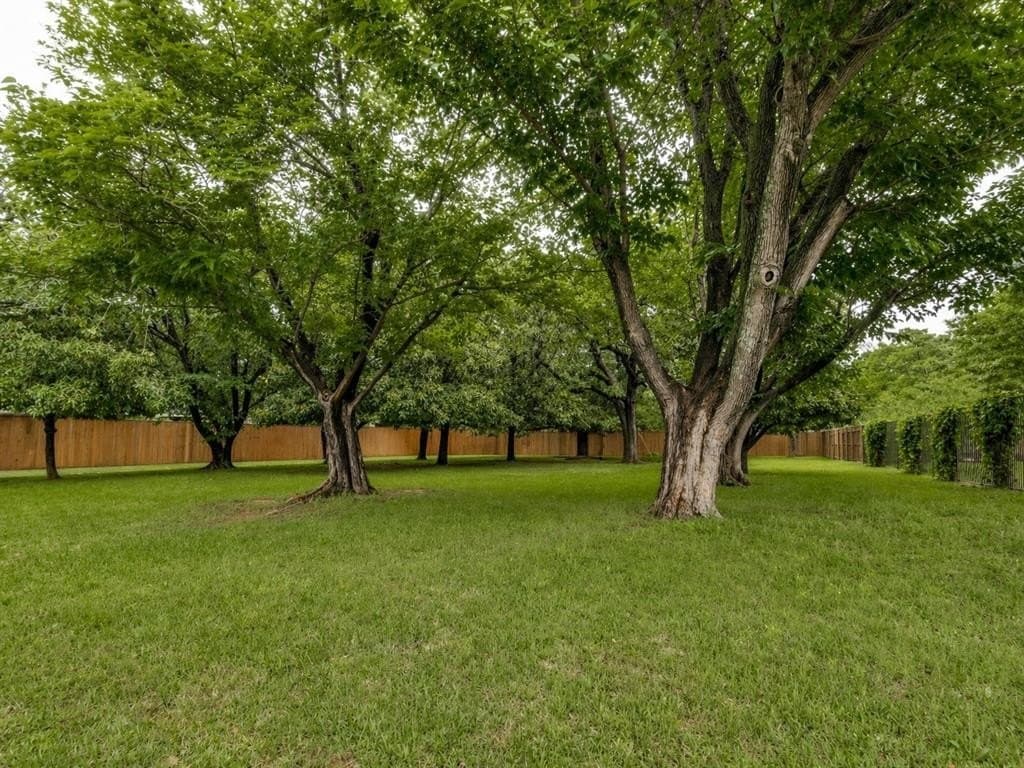 0.91 acres in Tarrant County featured view