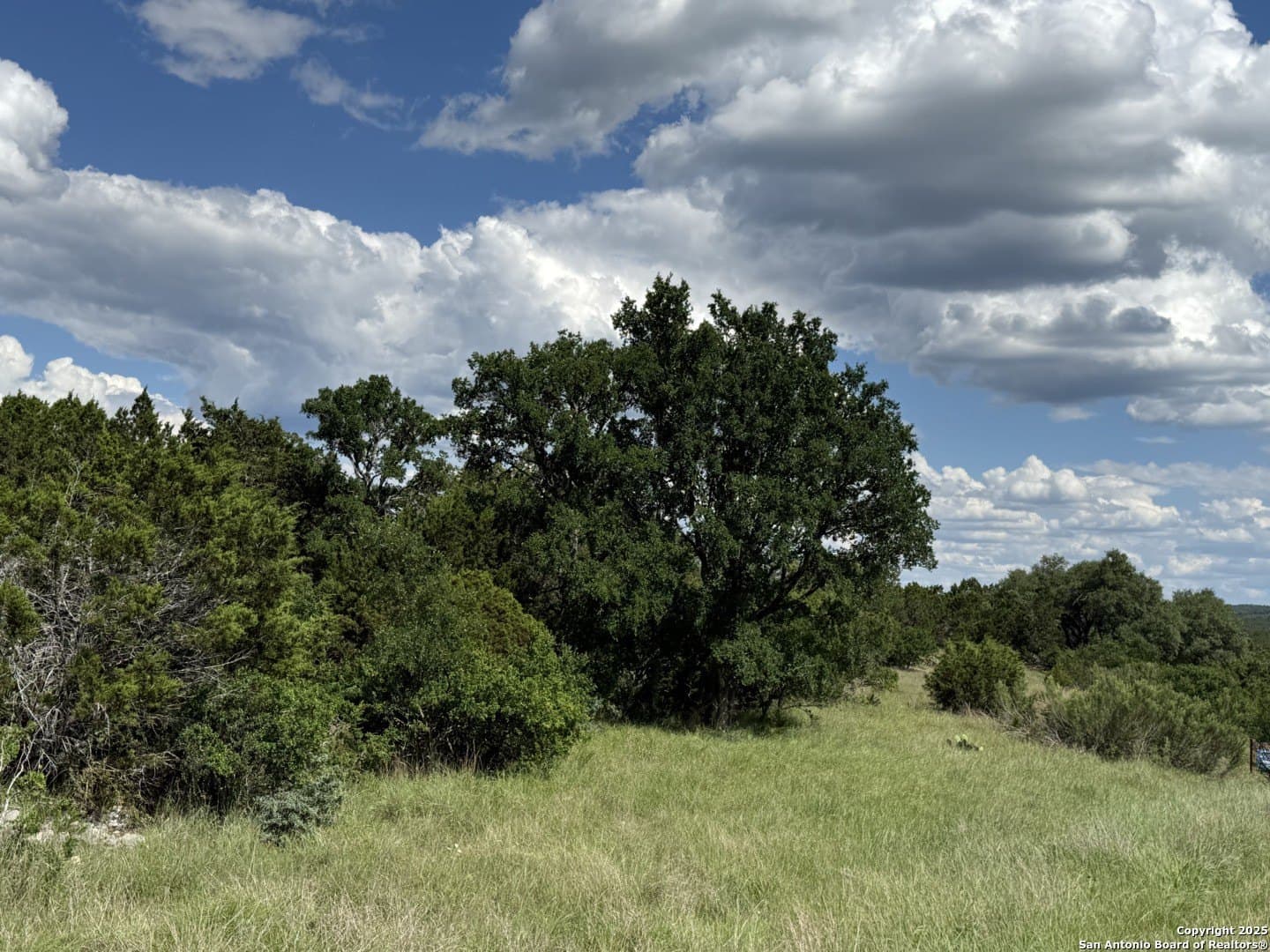 13.7 acres in Kendall County featured view