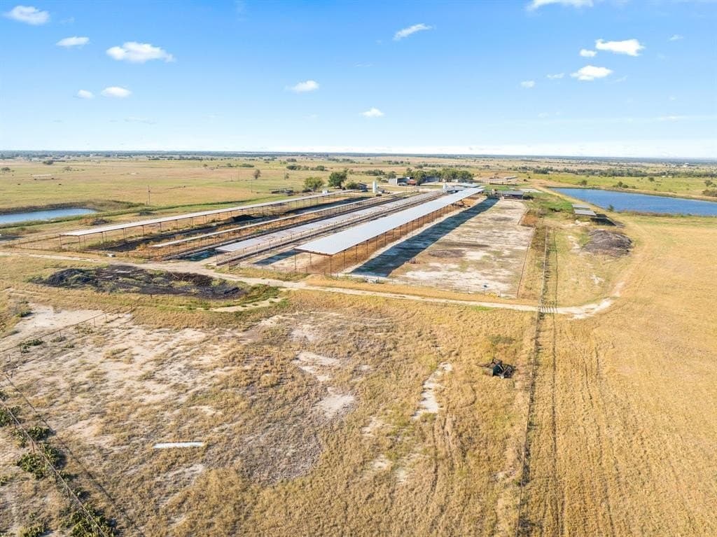 221.95 acres in Hamilton County gallery image 2