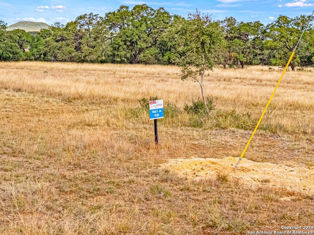 10.02 acres in Bandera County - photo 9