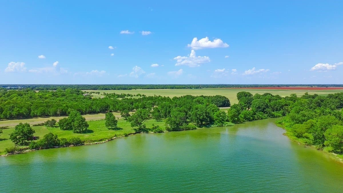 6.35 acres in Navarro County - photo 14