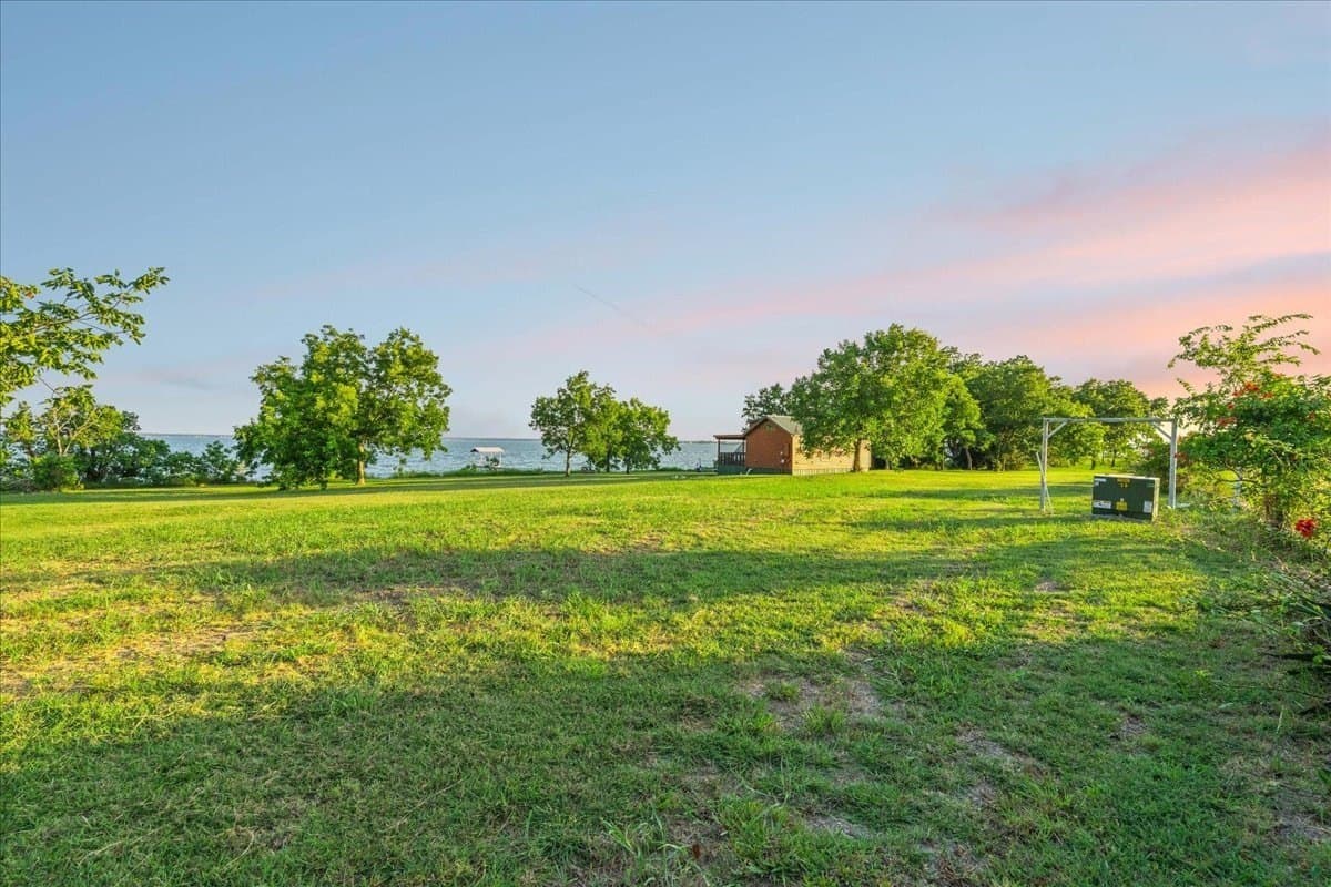 6.35 acres in Navarro County - photo 18