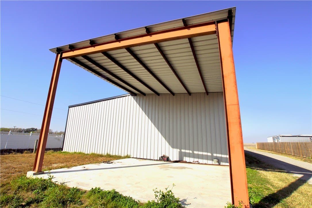 0.5 acres in Kleberg County gallery image 2