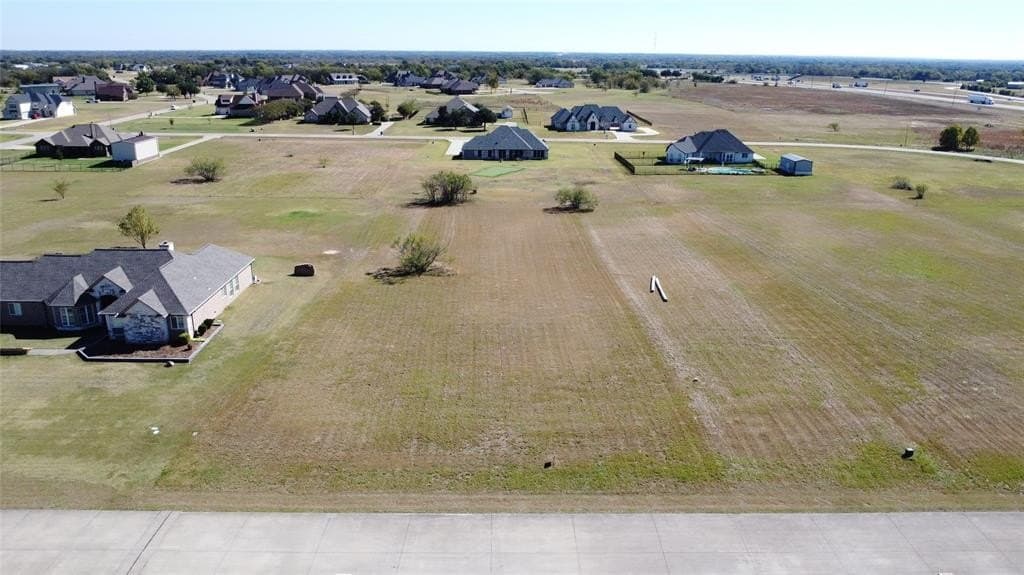 1.16 acres in Kaufman County