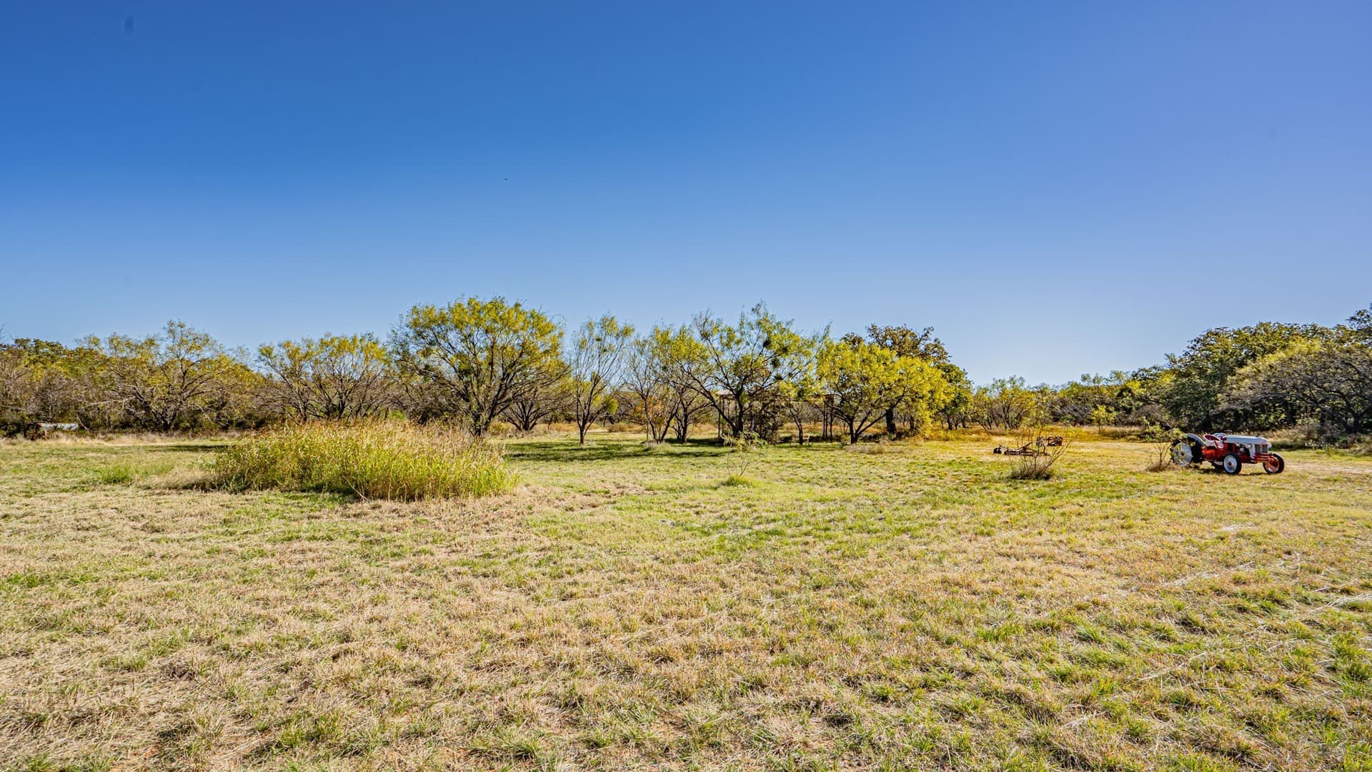 8.44 acres in Eastland County - photo 2