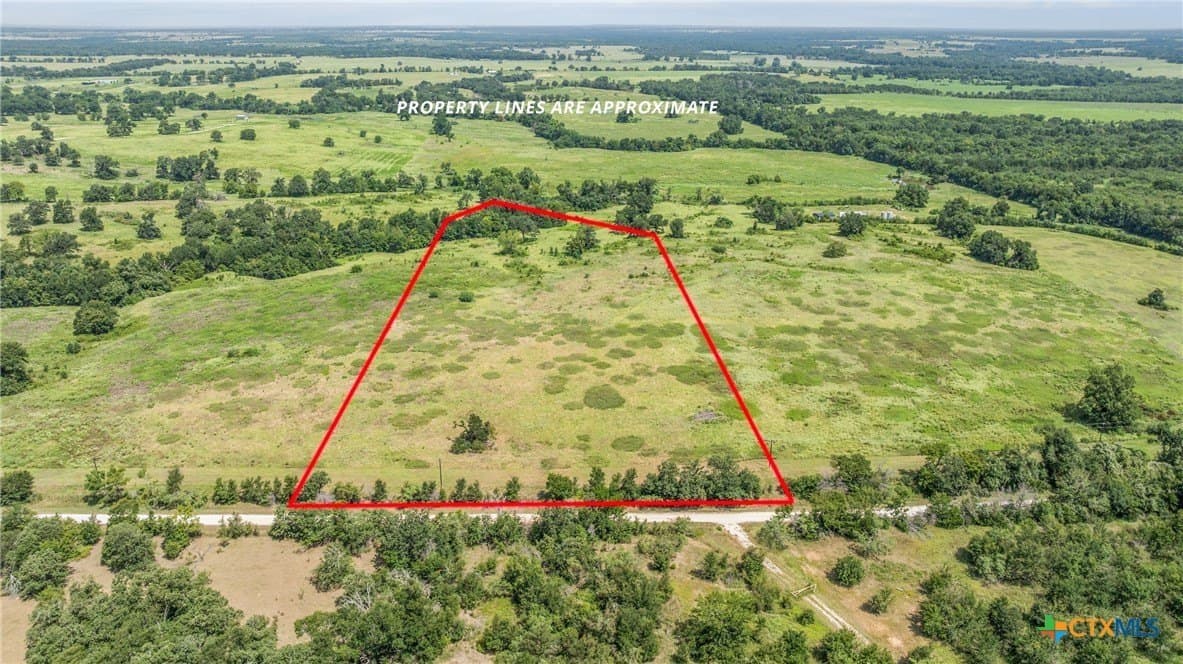 10.65 acres in Limestone County