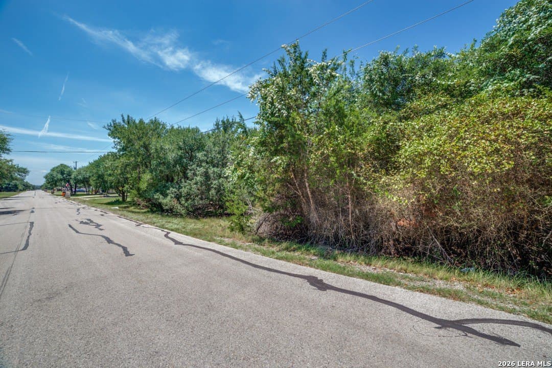 0.61 acres in Comal County - photo 3