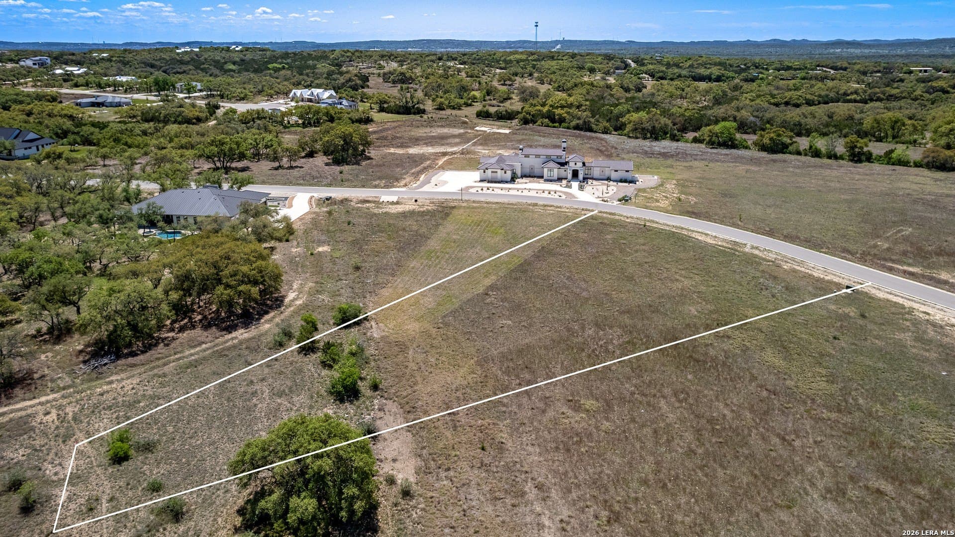 1.01 acres in Comal County gallery image 4