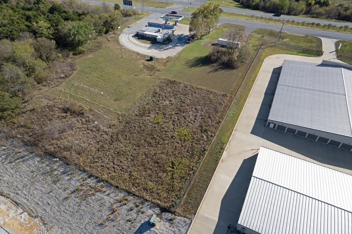 0.92 acres in Grayson County - photo 8