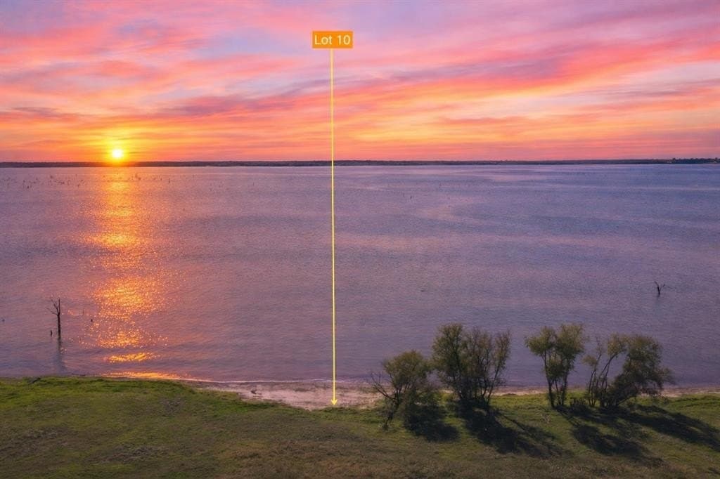 1.11 acres in Navarro County gallery image 3