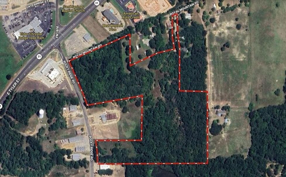 25.99 acres in Henderson County