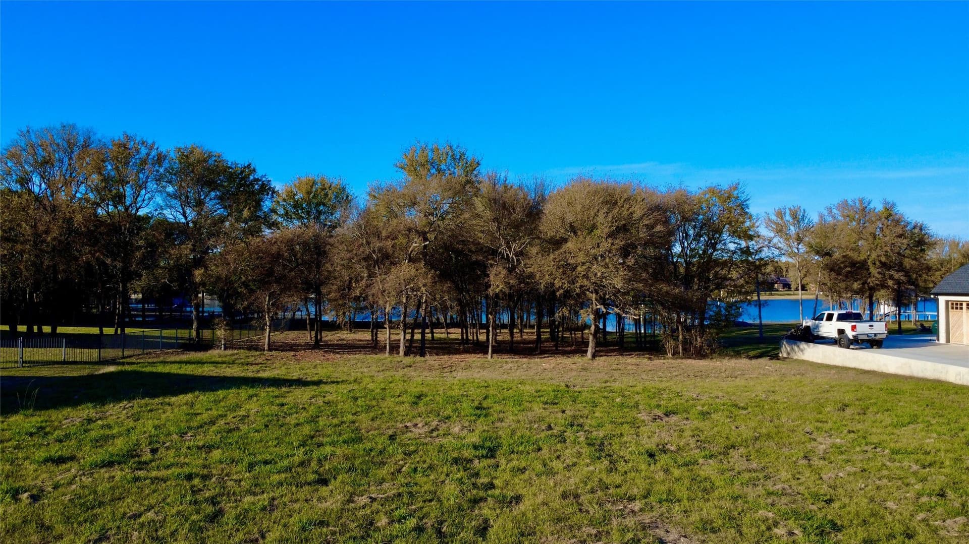 1.08 acres in Navarro County gallery image 2