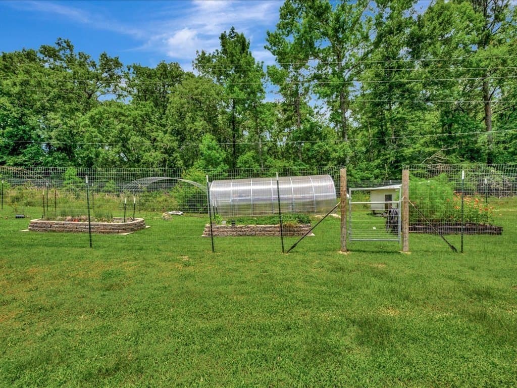 10.61 acres in Texas County - photo 27