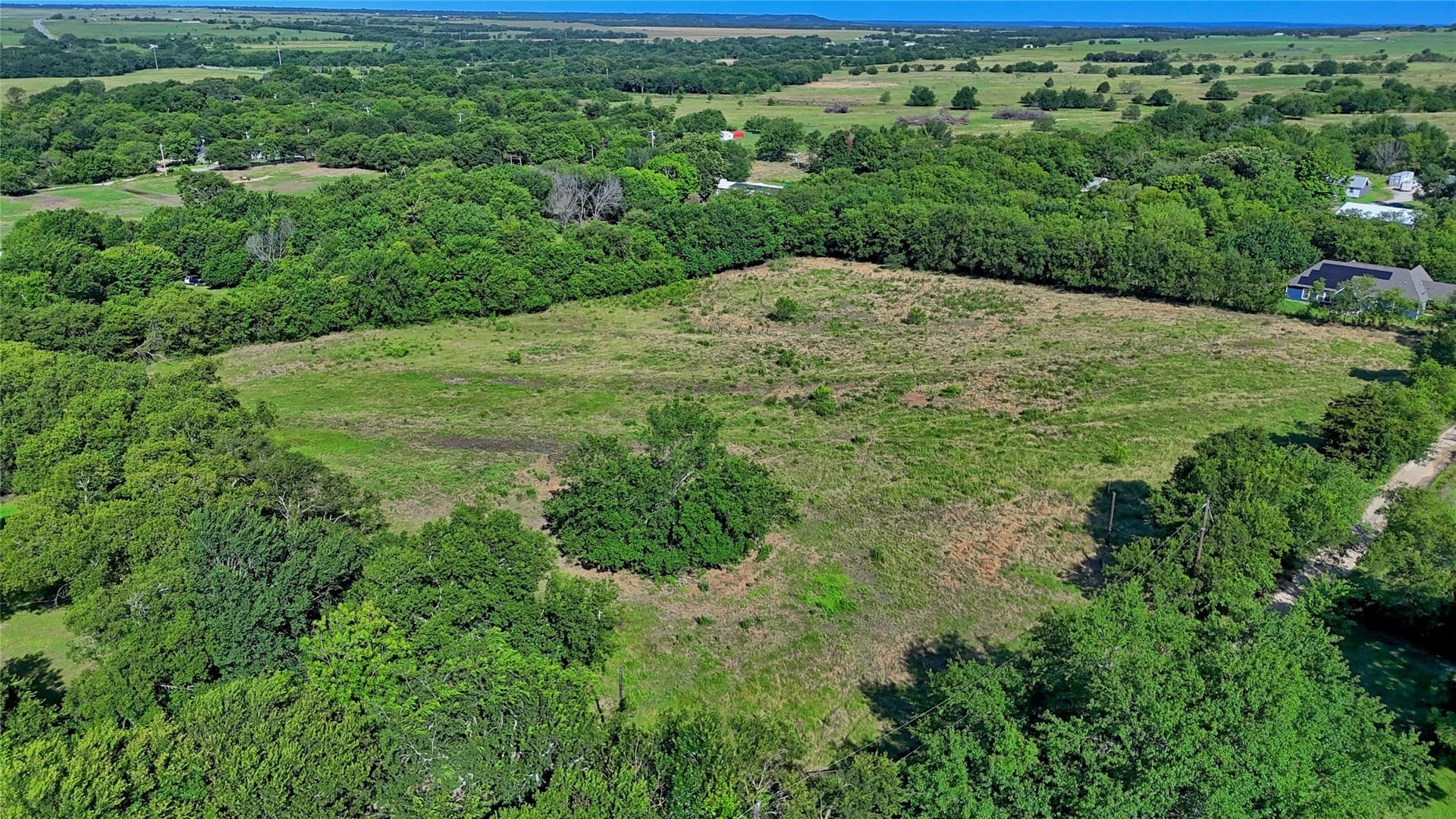4 acres in Montague County - photo 5