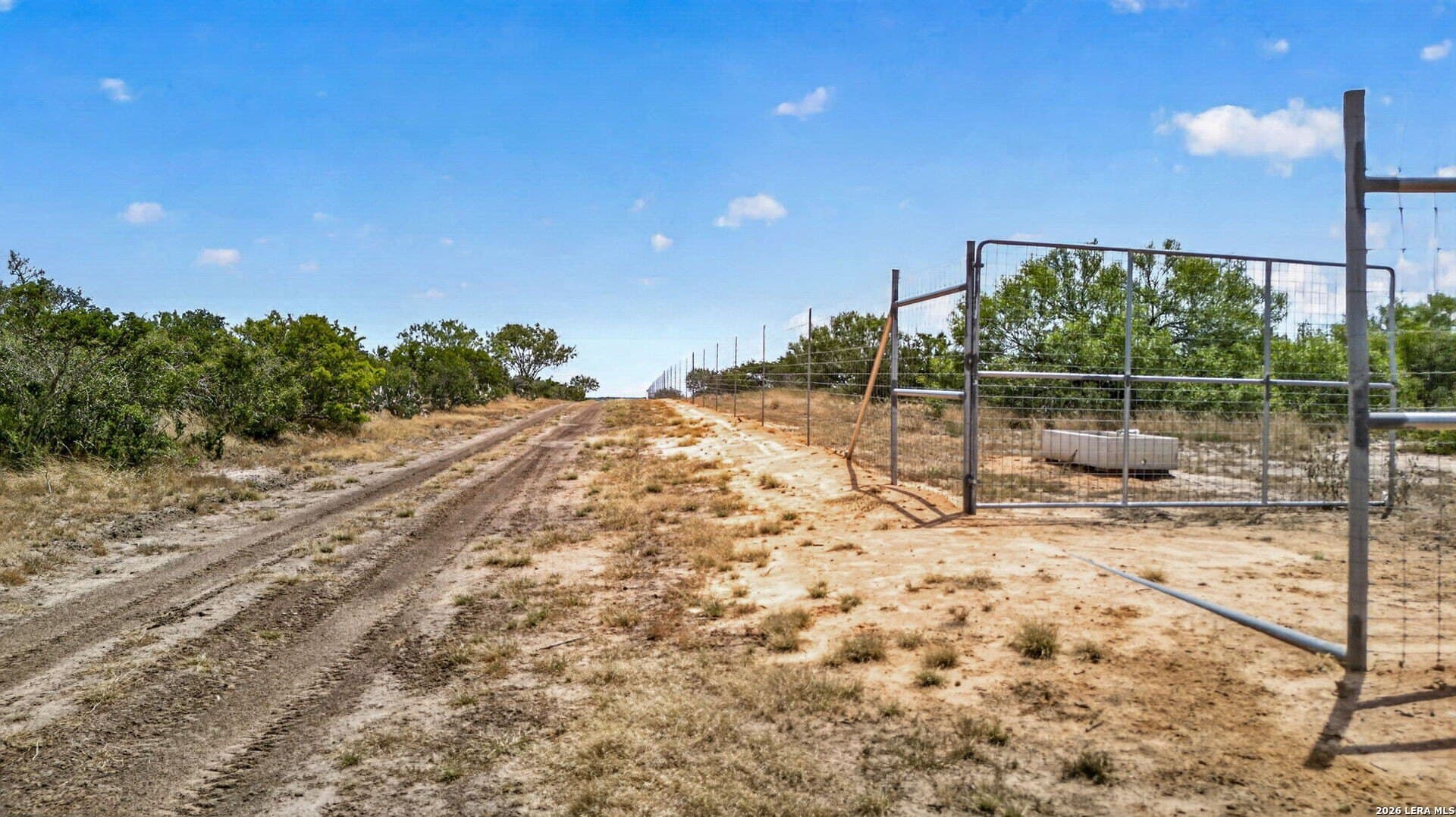 717.17 acres in Atascosa County - photo 93