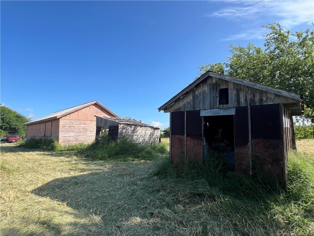 34,020 acres in San Patricio County - photo 30