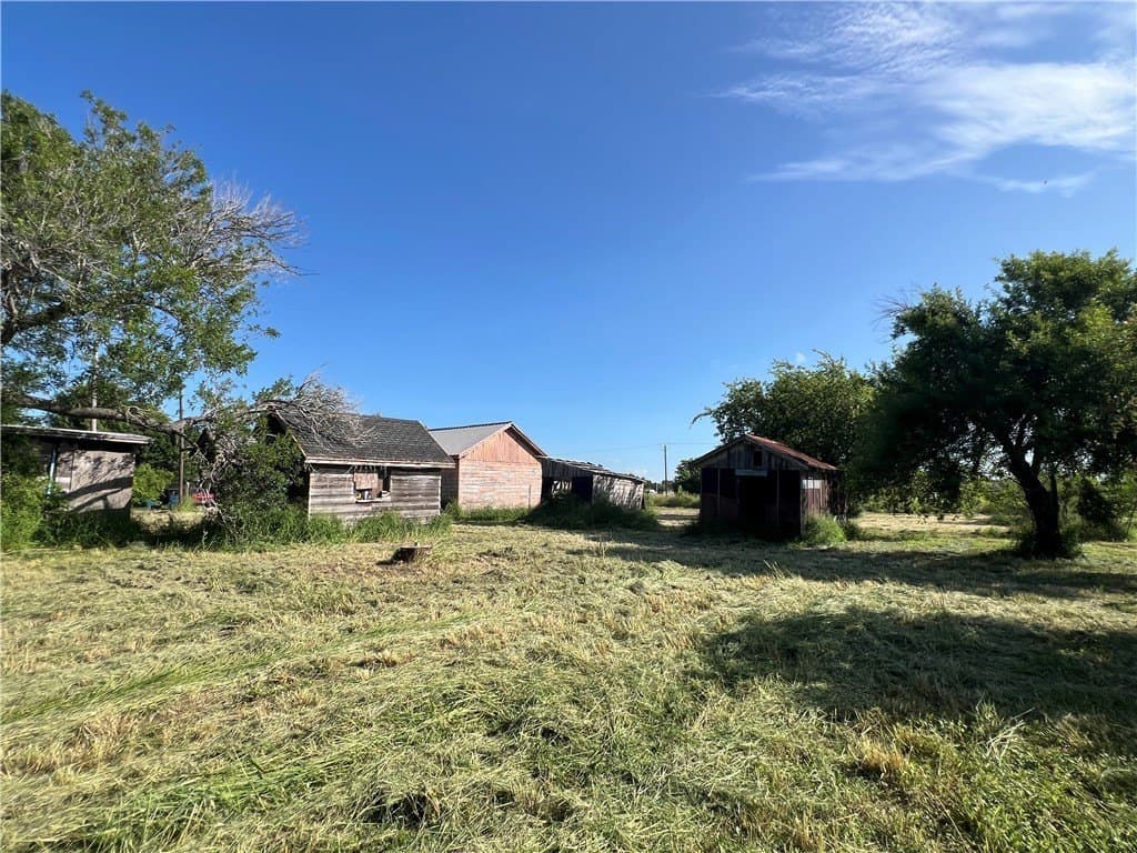 34,020 acres in San Patricio County - photo 31