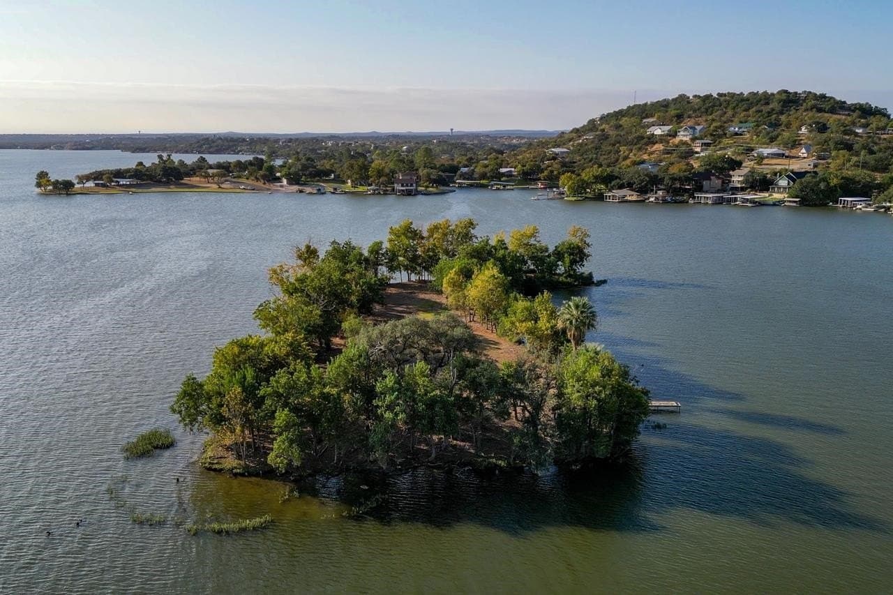 10.52 acres in Llano County gallery image 4