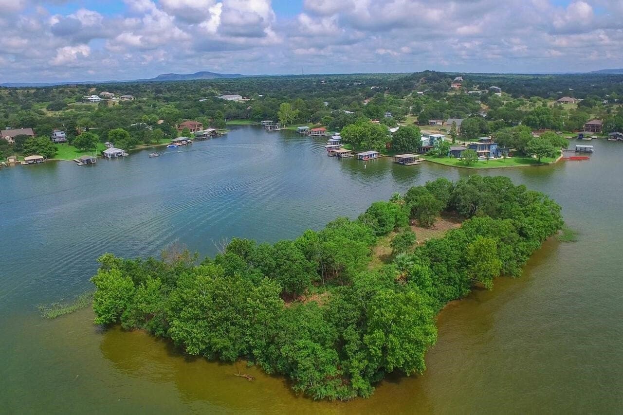 10.52 acres in Llano County - photo 18