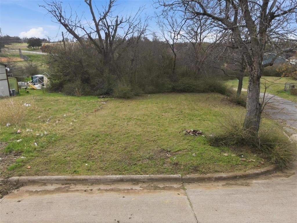0.05 acres in Tarrant County