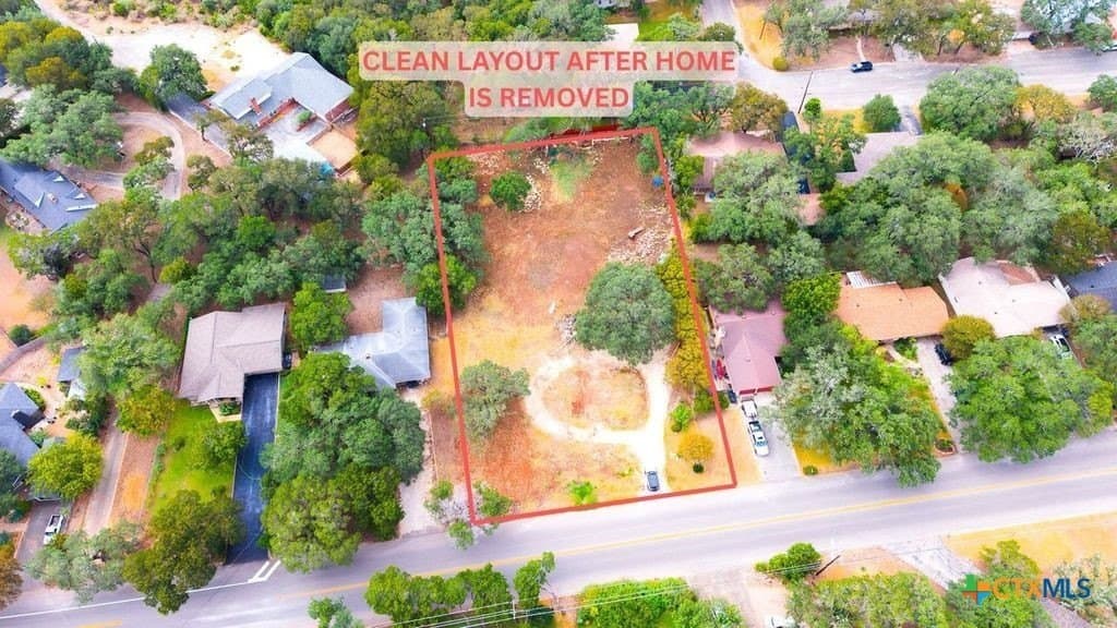 0.91 acres in Comal County - photo 3