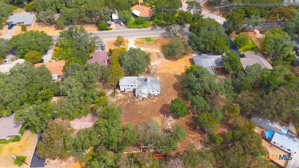 0.91 acres in Comal County - photo 4