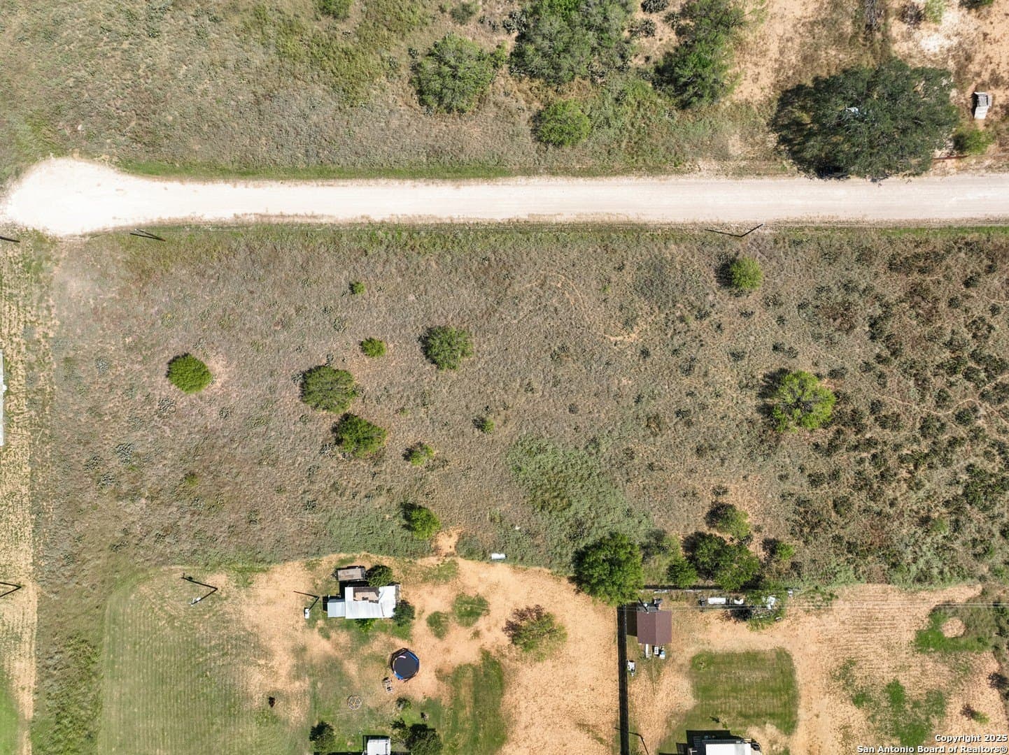 4.59 acres in Frio County - photo 9