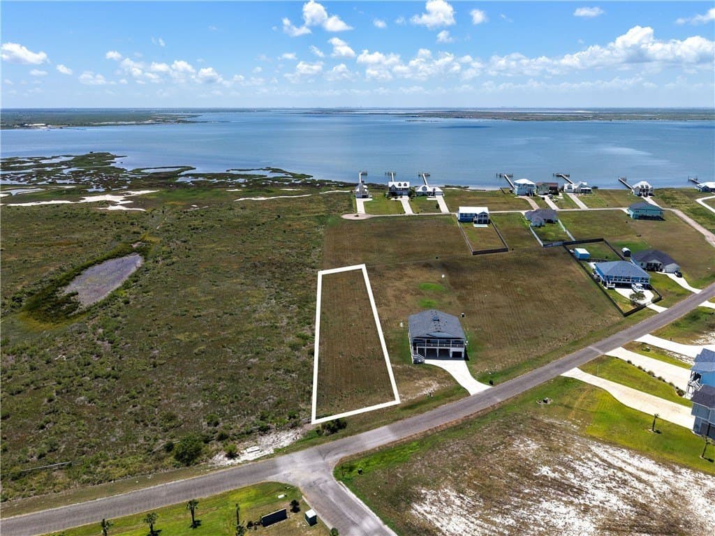 0.85 acres in Aransas County - photo 8