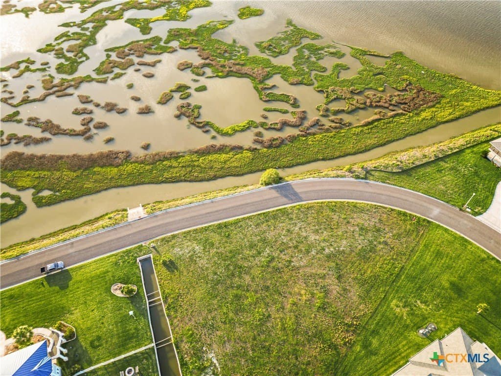 0.76 acres in Aransas County - photo 7