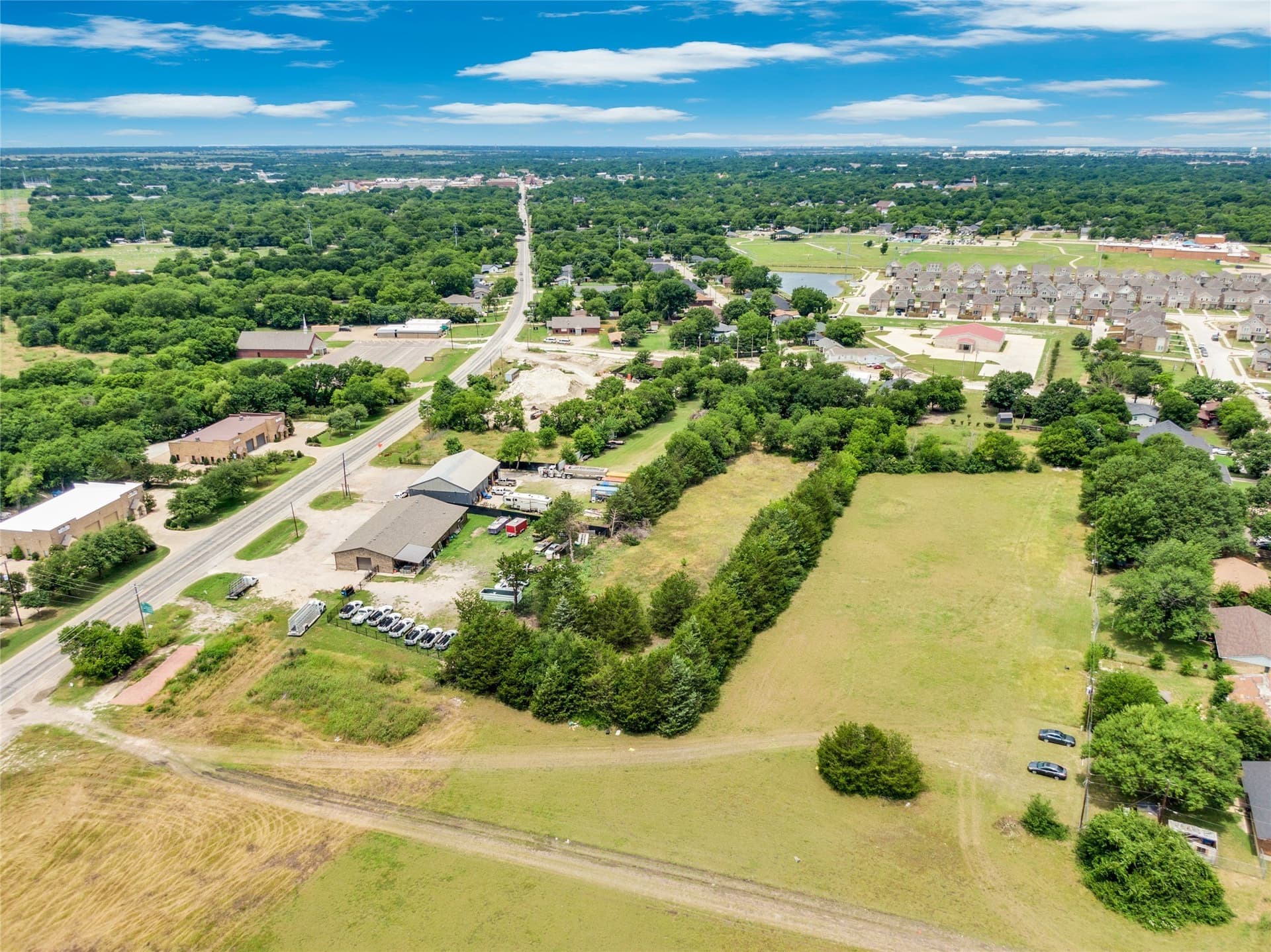 1.67 acres in Ellis County - photo 10