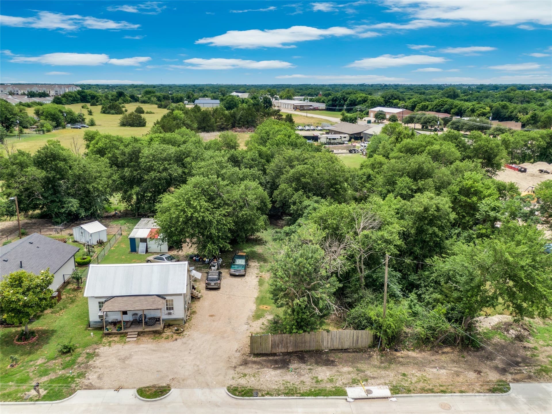 1.67 acres in Ellis County - photo 7