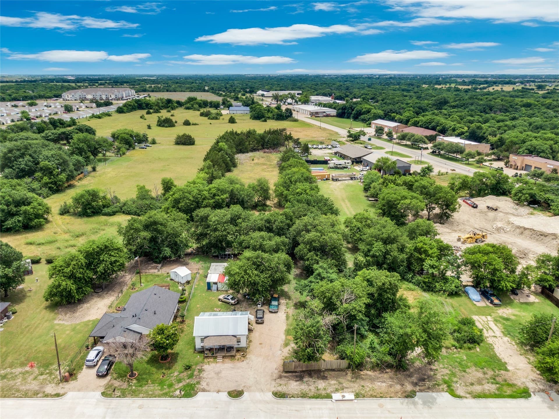 1.67 acres in Ellis County featured view