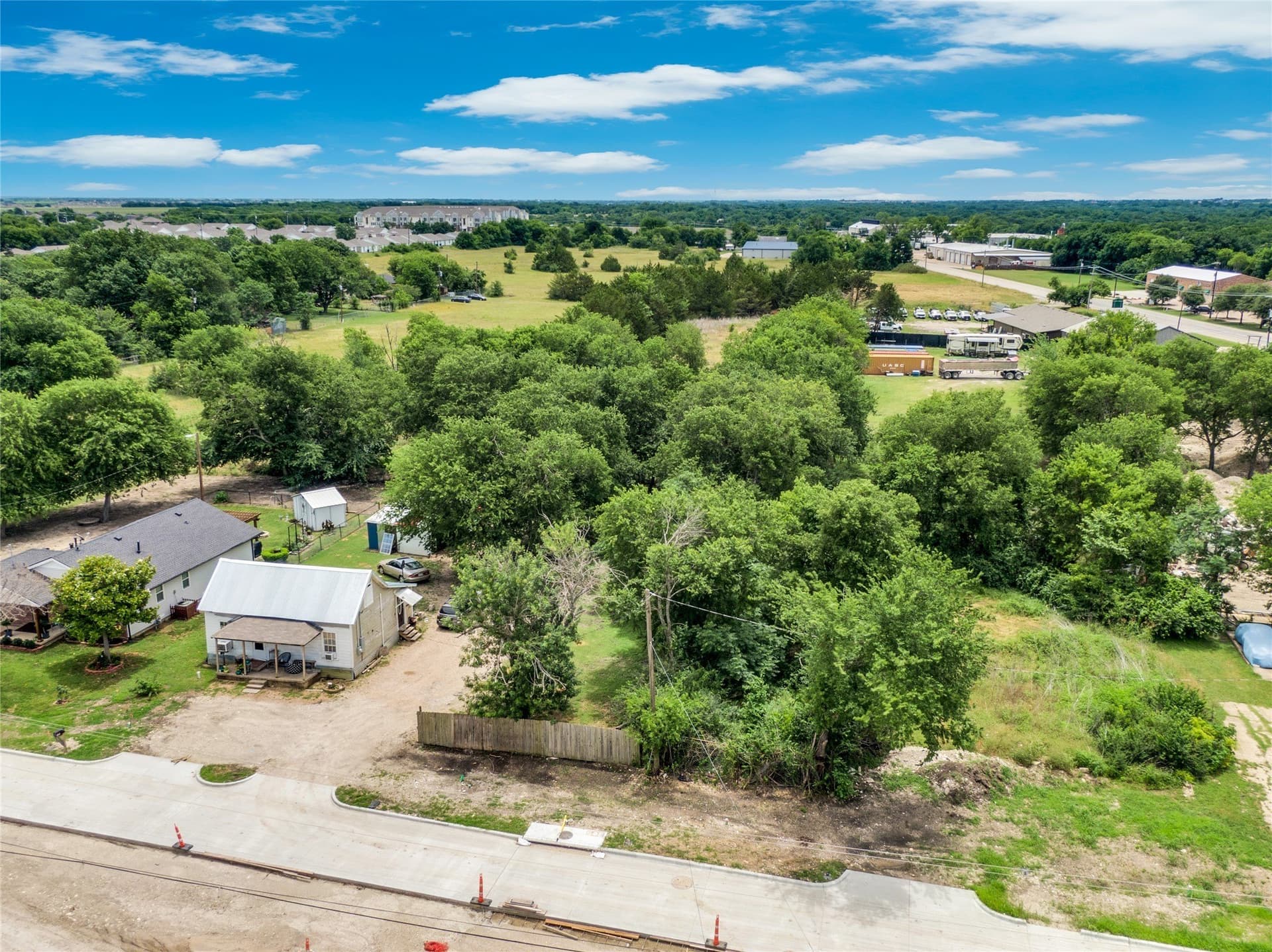 1.67 acres in Ellis County - photo 6