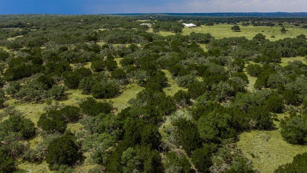 800 acres in Kimble County - photo 8