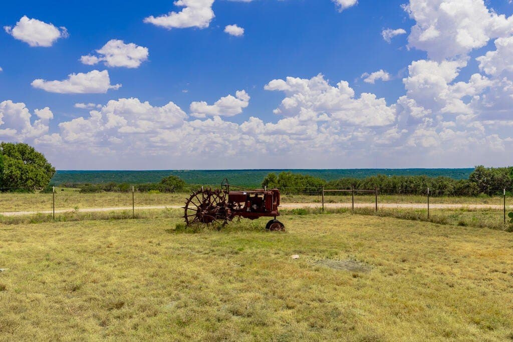 800 acres in Kimble County - photo 24