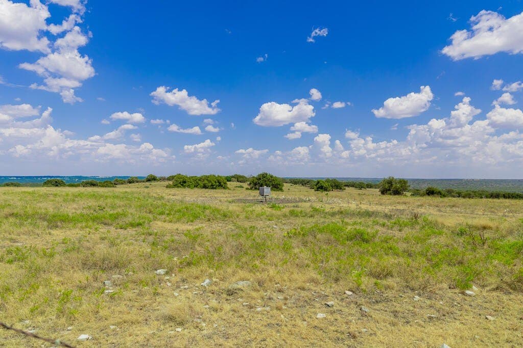 800 acres in Kimble County - photo 28