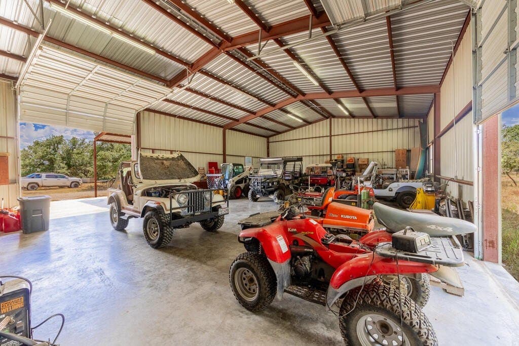 800 acres in Kimble County - photo 33