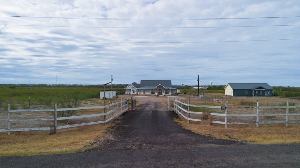 10.01 acres in Maverick County gallery image 3