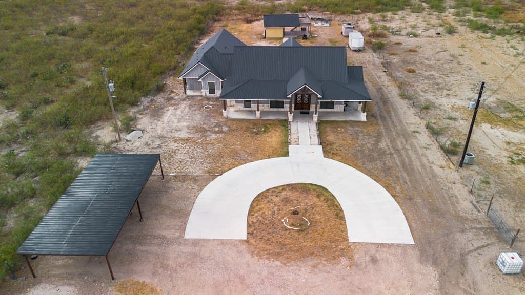 10.01 acres in Maverick County gallery image 2
