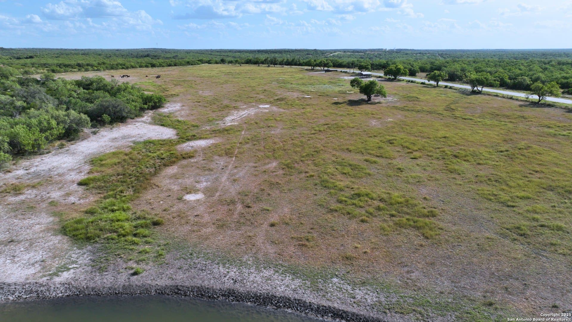 32 acres in Karnes County - photo 14