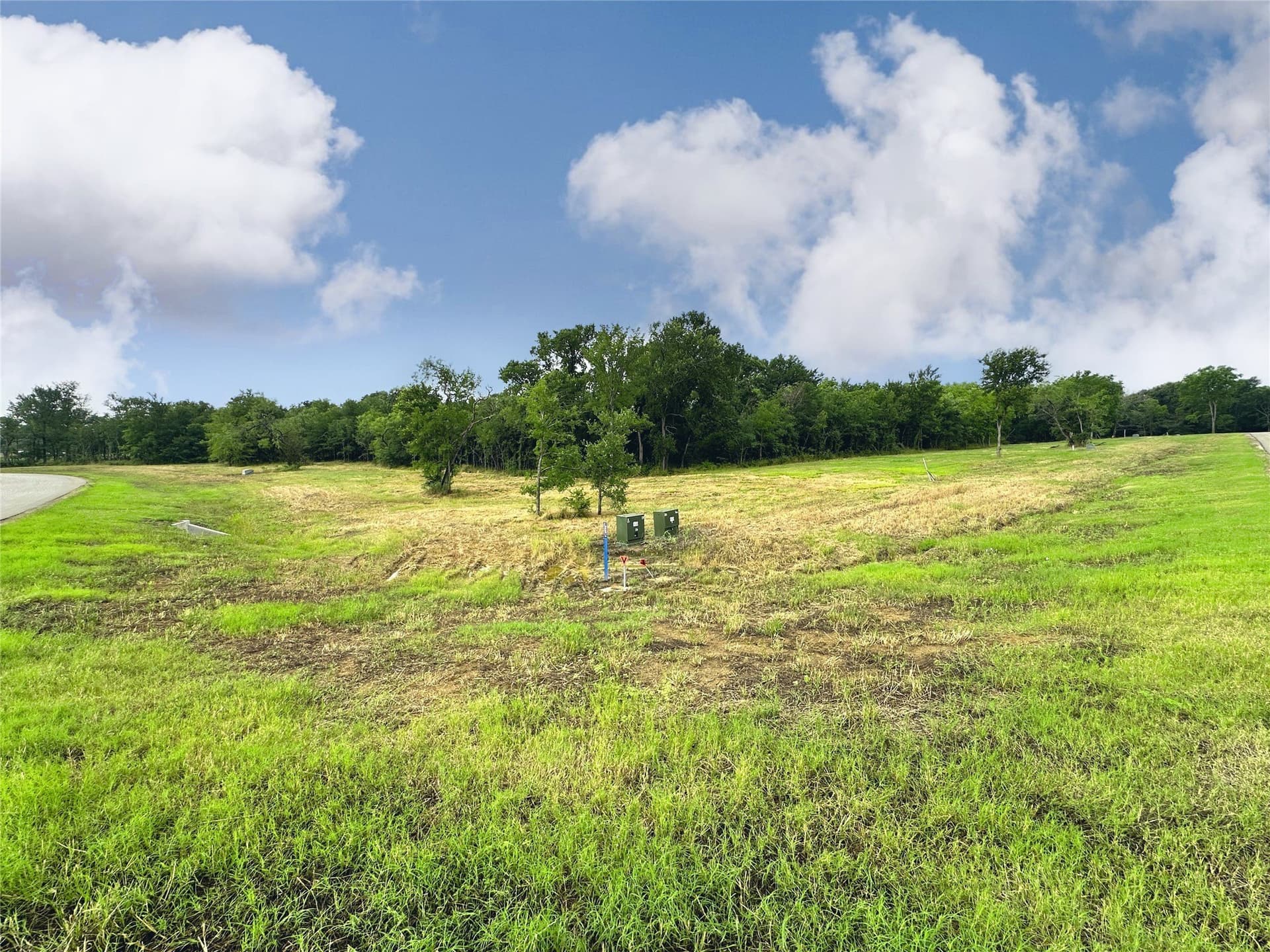 1.07 acres in Navarro County gallery image 2