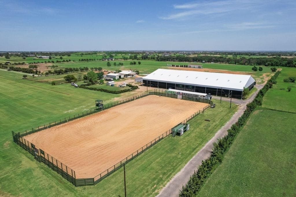 2.53 acres in Denton County featured view